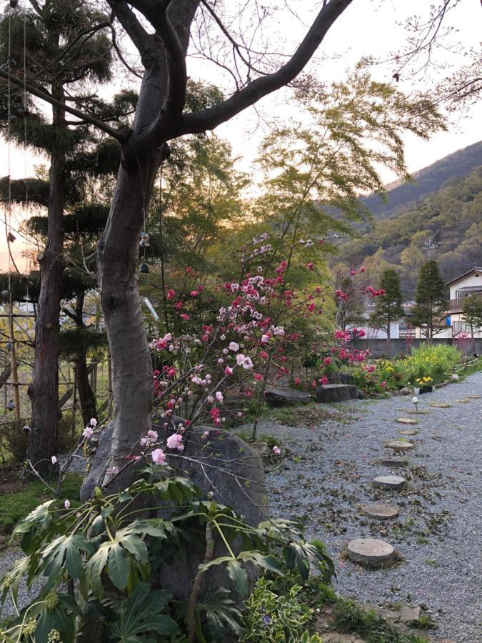 フクロウの御宿 Fuefuki Exterior foto